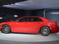 Chrysler 300 Los Angeles (2014) - picture 6 of 8
