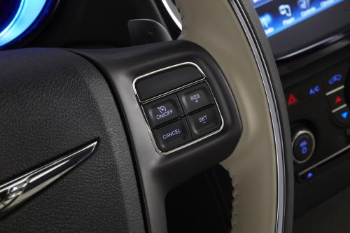 Chrysler 300 Ruyi Design Concept (2012) - picture 17 of 18