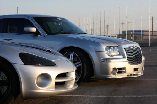 Chrysler 300C V10ch (2010) - picture 16 of 18