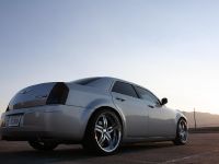 Chrysler 300C V10 (2010) - picture 6 of 18