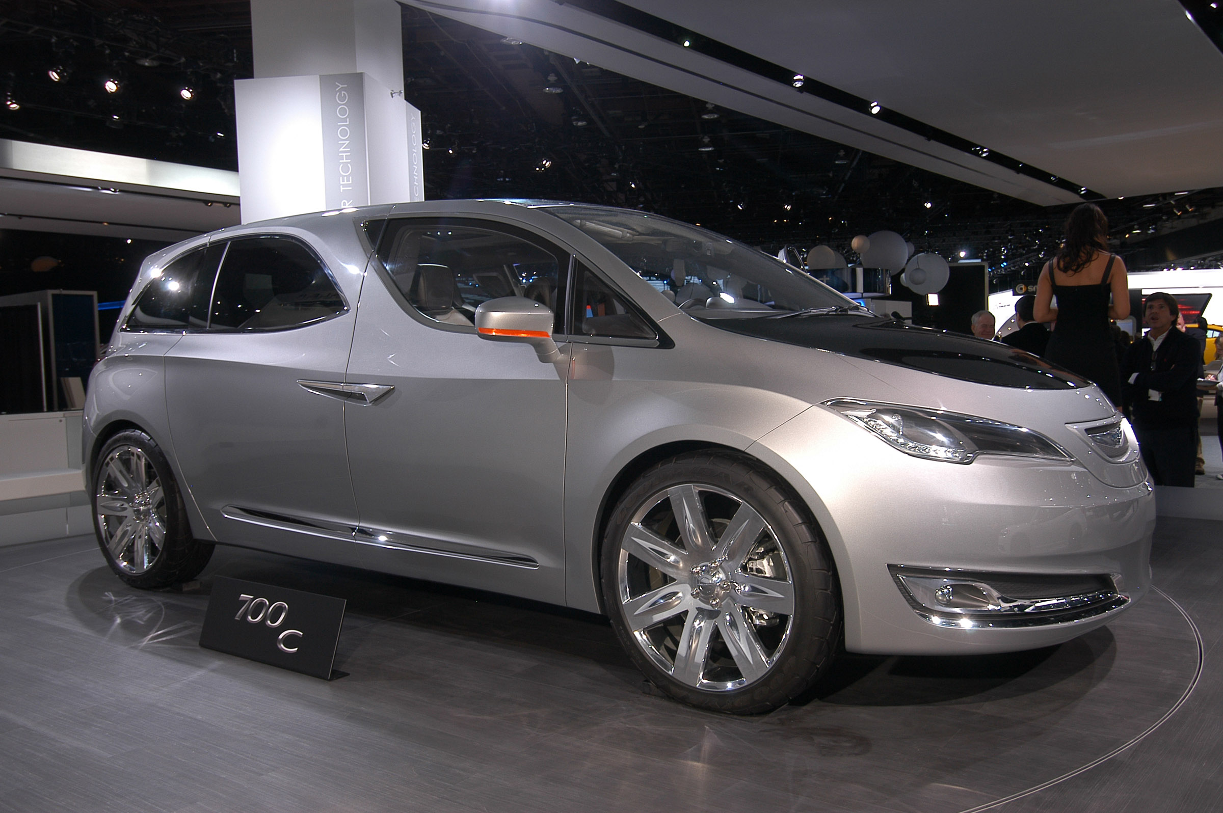 Chrysler 700C Concept Detroit