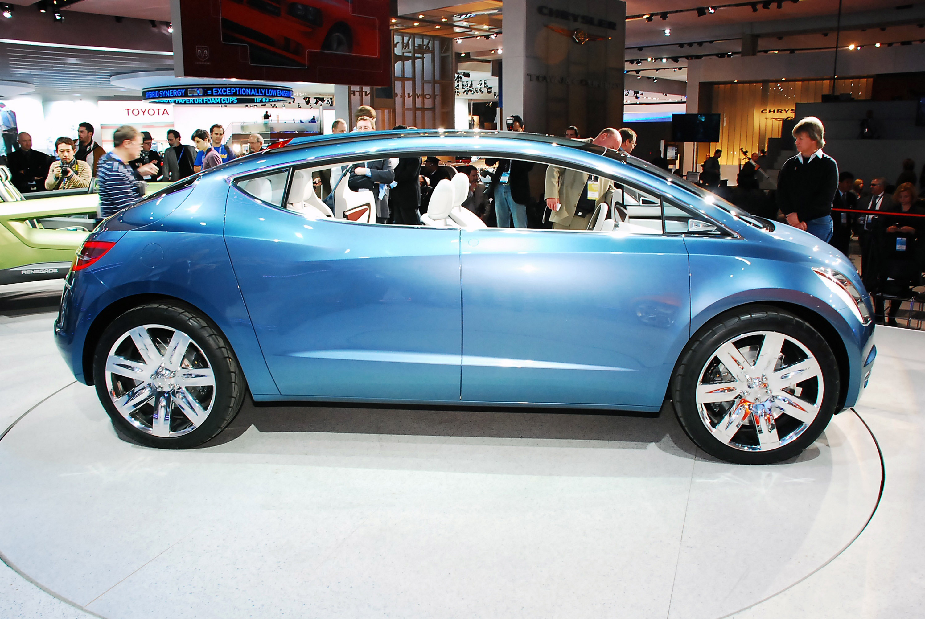 Chrysler ecoVoyager Concept Detroit