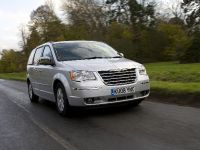 Chrysler Grand Voyager (2008) - picture 6 of 9