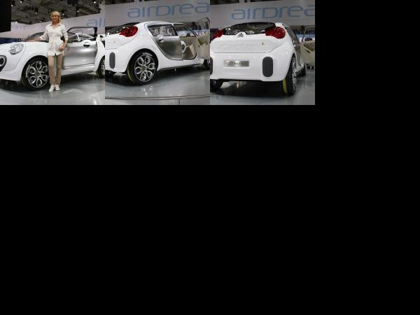 Frankfurt Citroen C-Cactus Frankfurt 2011 (2011) - picture 1 of 3