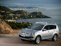 Citroen C-Crosser (2007) - picture 2 of 6