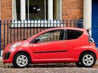 Citroen C1 Platinum (2013) - picture 7 of 14