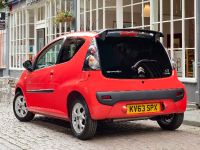 Citroen C1 Platinum (2013) - picture 11 of 14