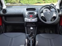 Citroen C1 Platinum (2013) - picture 13 of 14