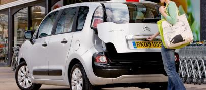 Citroen C3 Picasso (2008) - picture 15 of 28