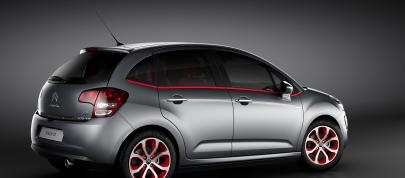 Citroen C3 Red Block (2011) - picture 4 of 6