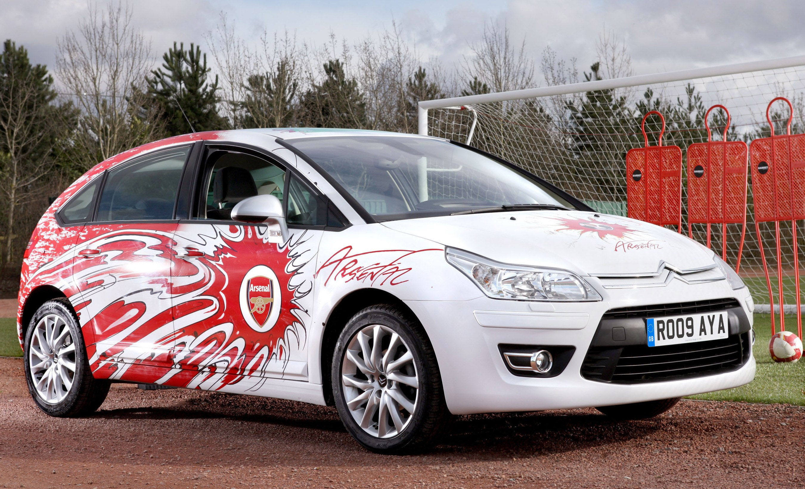 Citroen C4 Aresenal Fan's Car