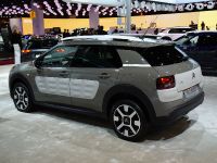 Citroen C4 Cactus Paris (2014) - picture 2 of 2
