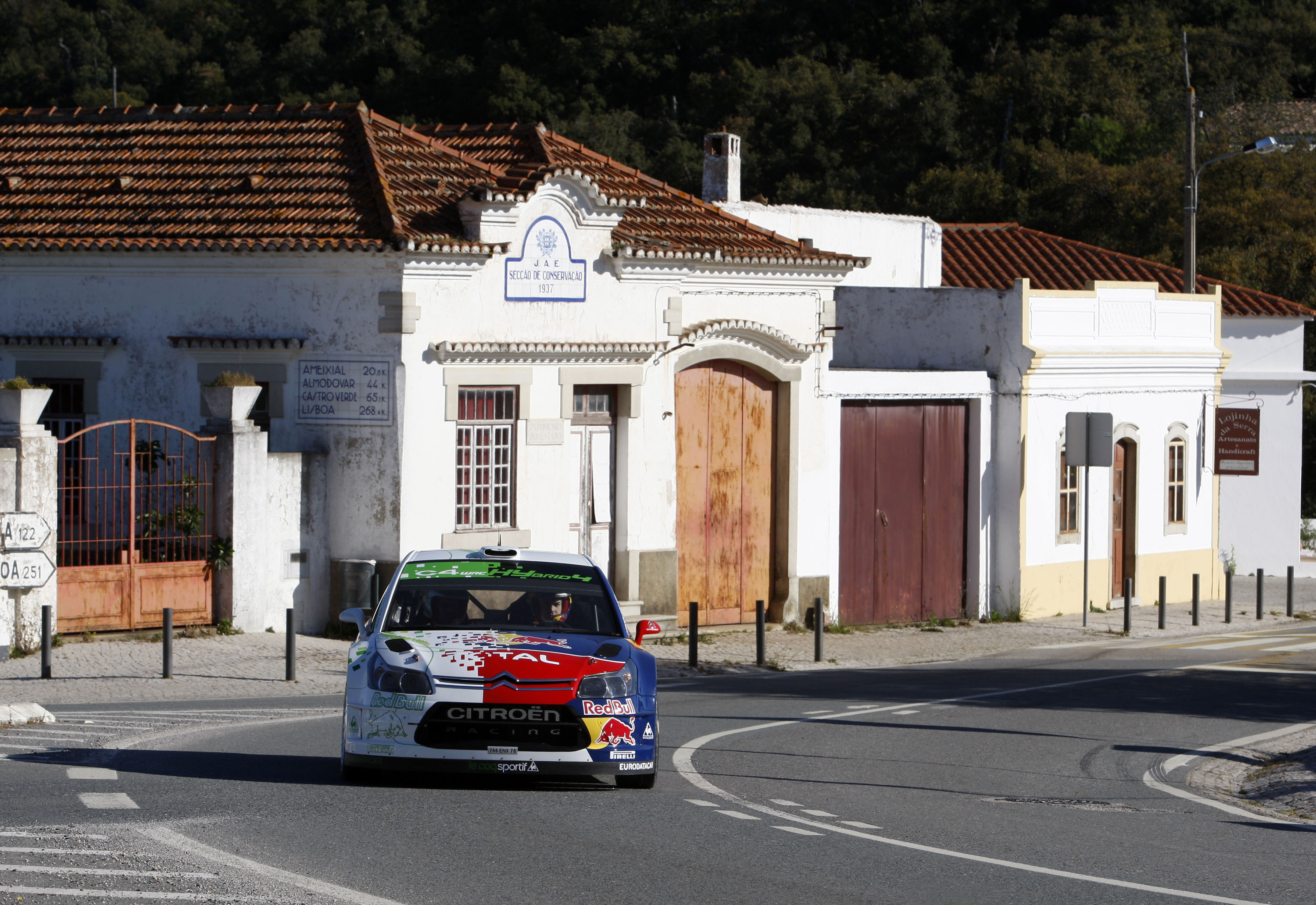 Citroen C4 WRC HYbrid4