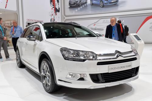 Citroen C5 Cross Tourer Geneva (2014) - picture 1 of 4