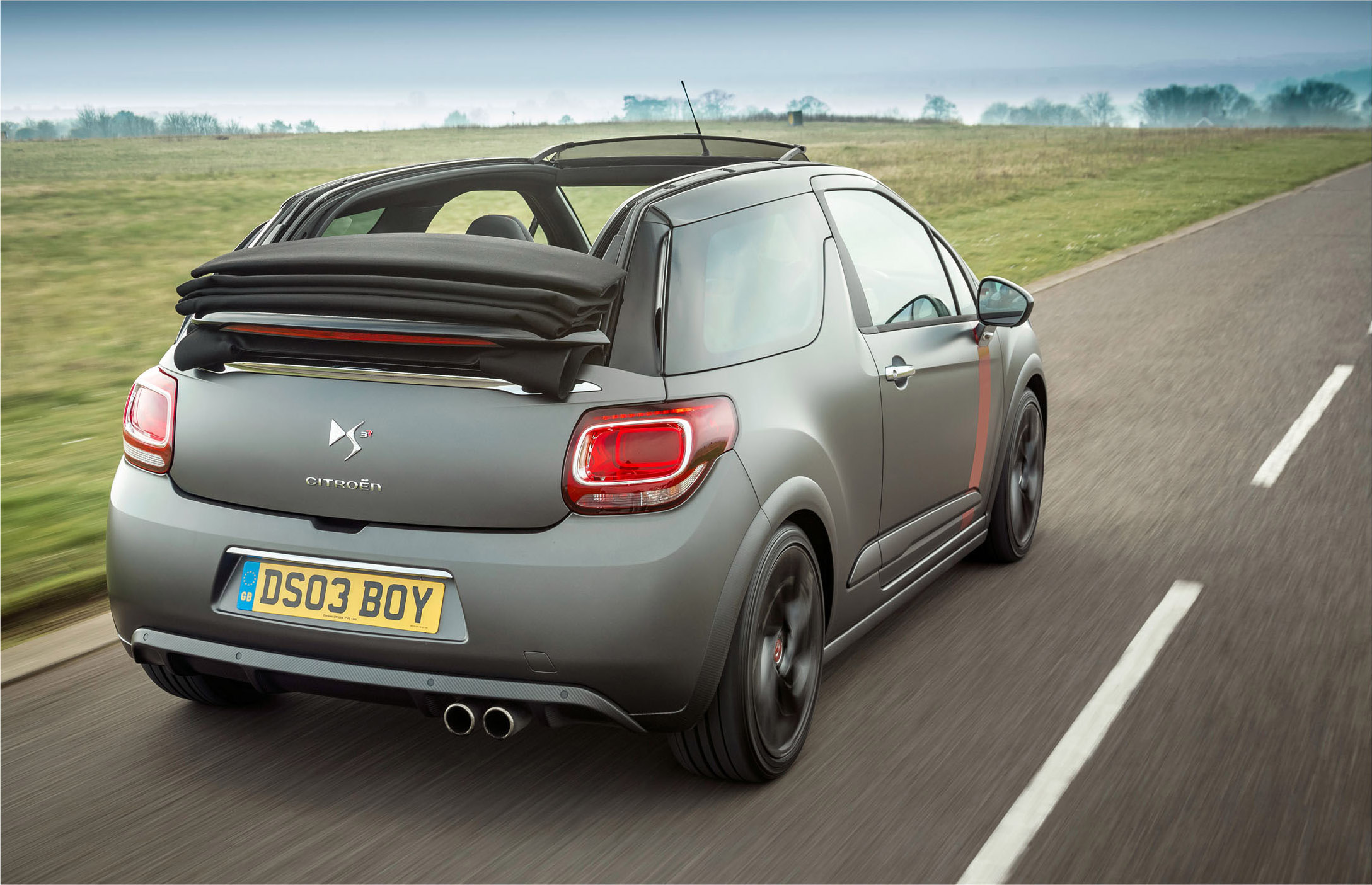 Citroen DS3 Cabrio Racing Ultra-Limited Edition