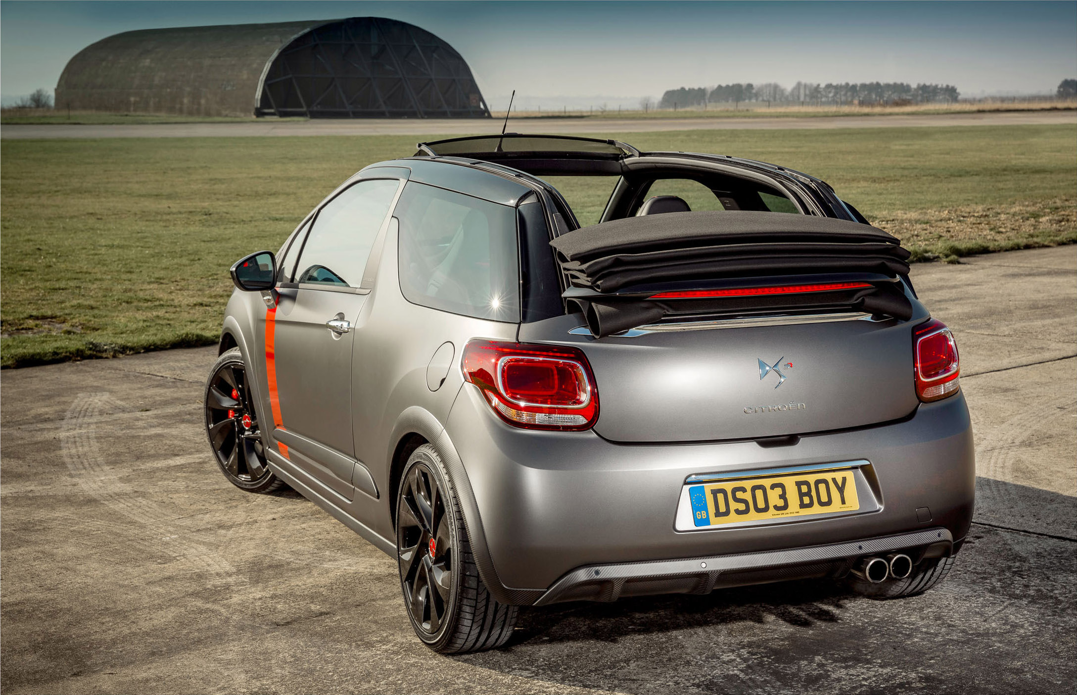 Citroen DS3 Cabrio Racing Ultra-Limited Edition