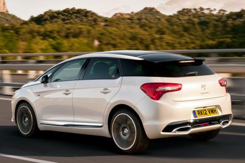Citroen DS5 (2011) - picture 8 of 20