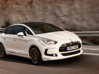 Citroen DS5 (2011) - picture 6 of 20