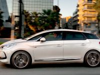 Citroen DS5 (2011) - picture 10 of 20