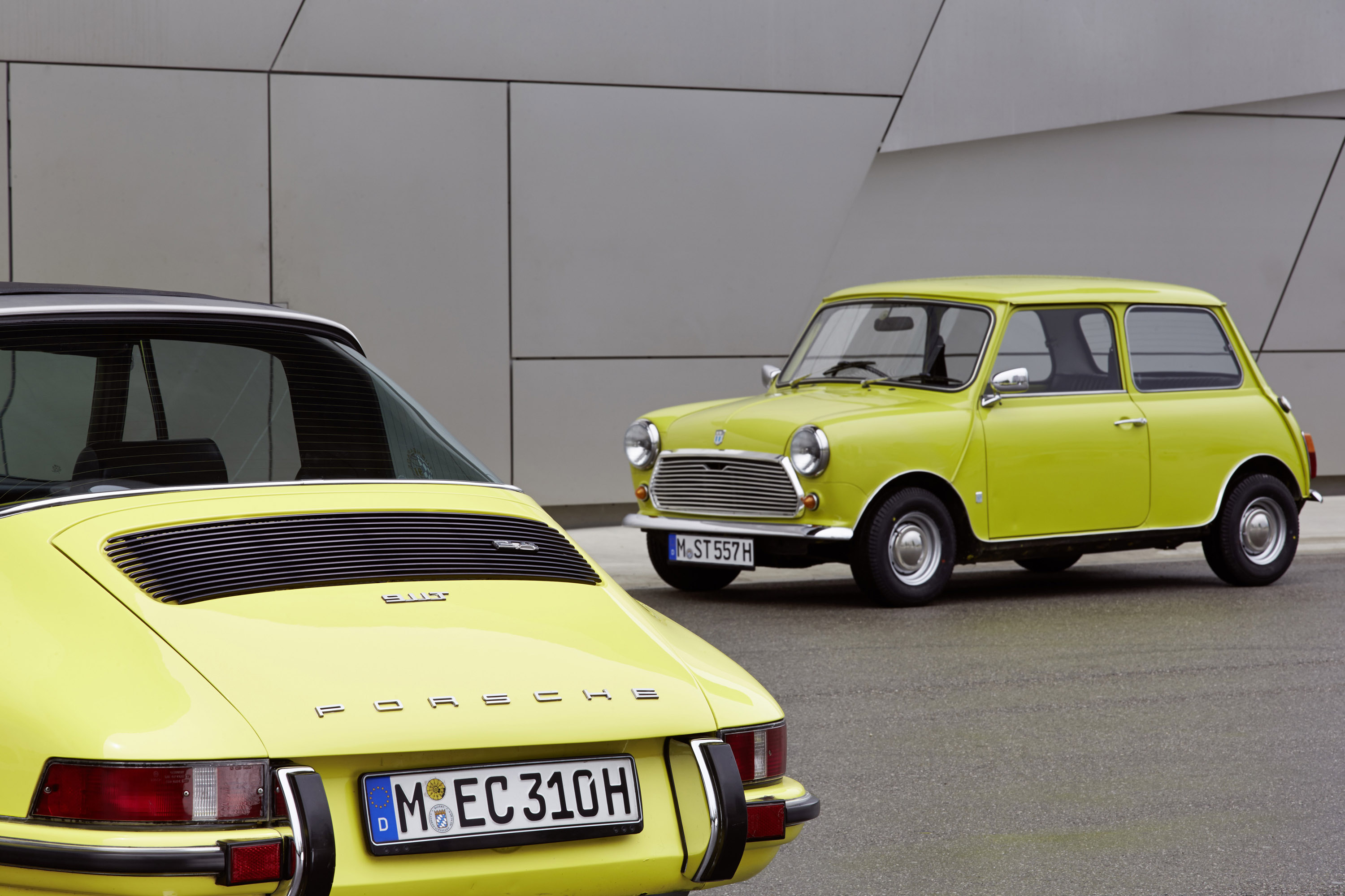 Classic MINI and Porsche 911