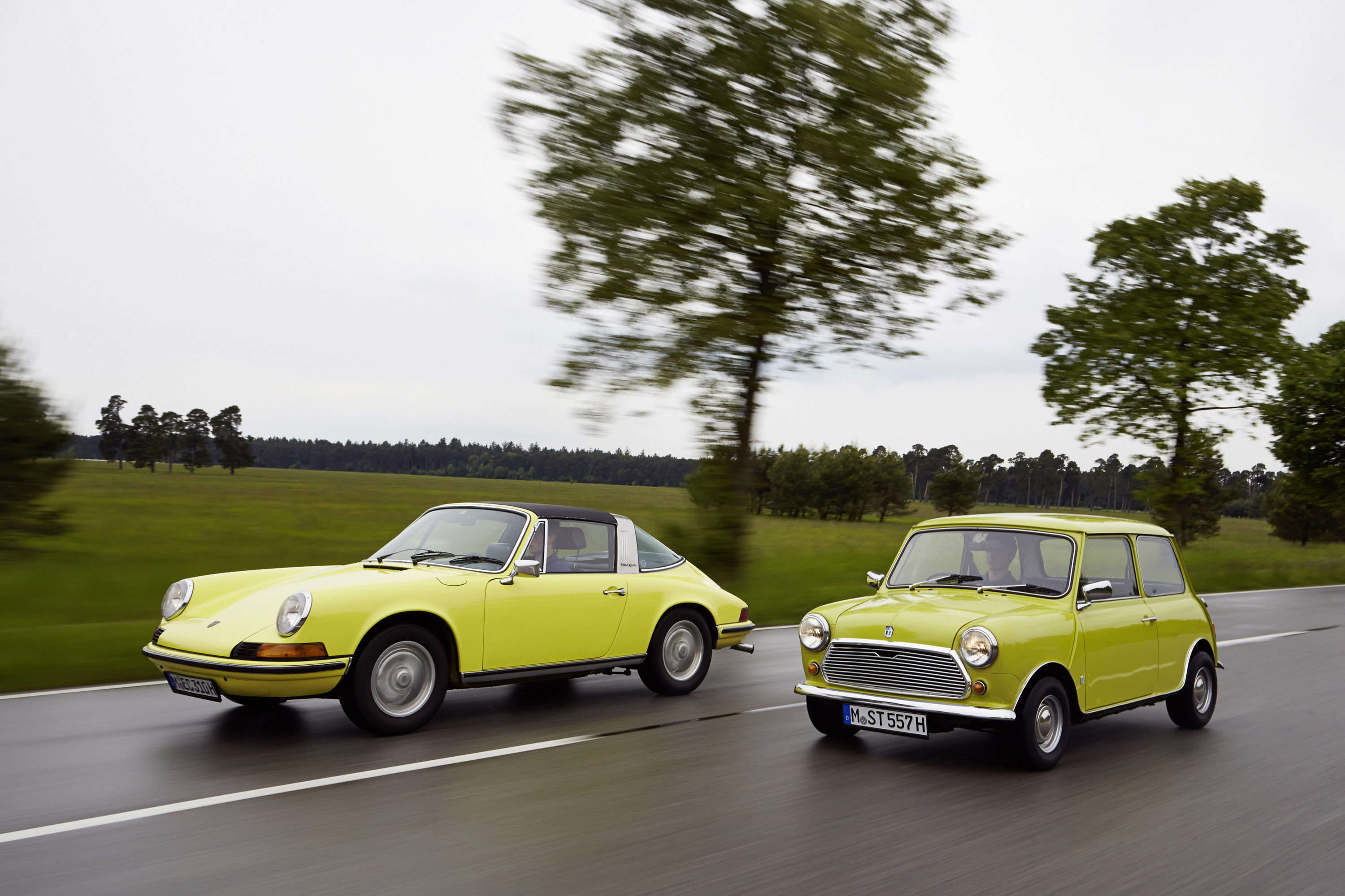 Classic MINI and Porsche 911