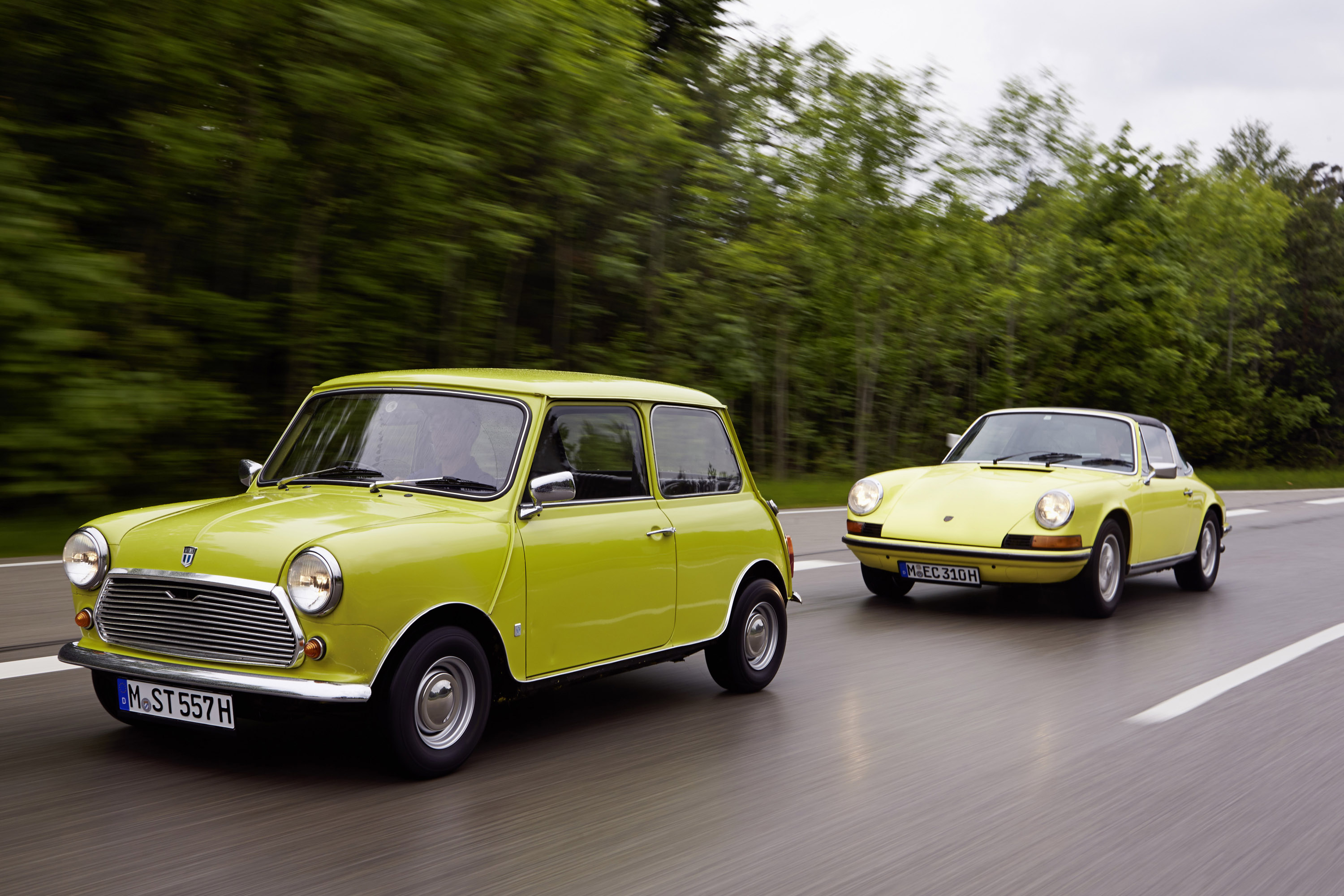 Classic MINI and Porsche 911