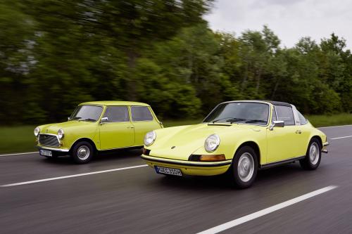Classic MINI and Porsche 911 (2013) - picture 32 of 38