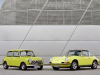 Classic MINI and Porsche 911 (2013) - picture 1 of 38