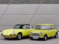 Classic MINI and Porsche 911 (2013) - picture 3 of 38