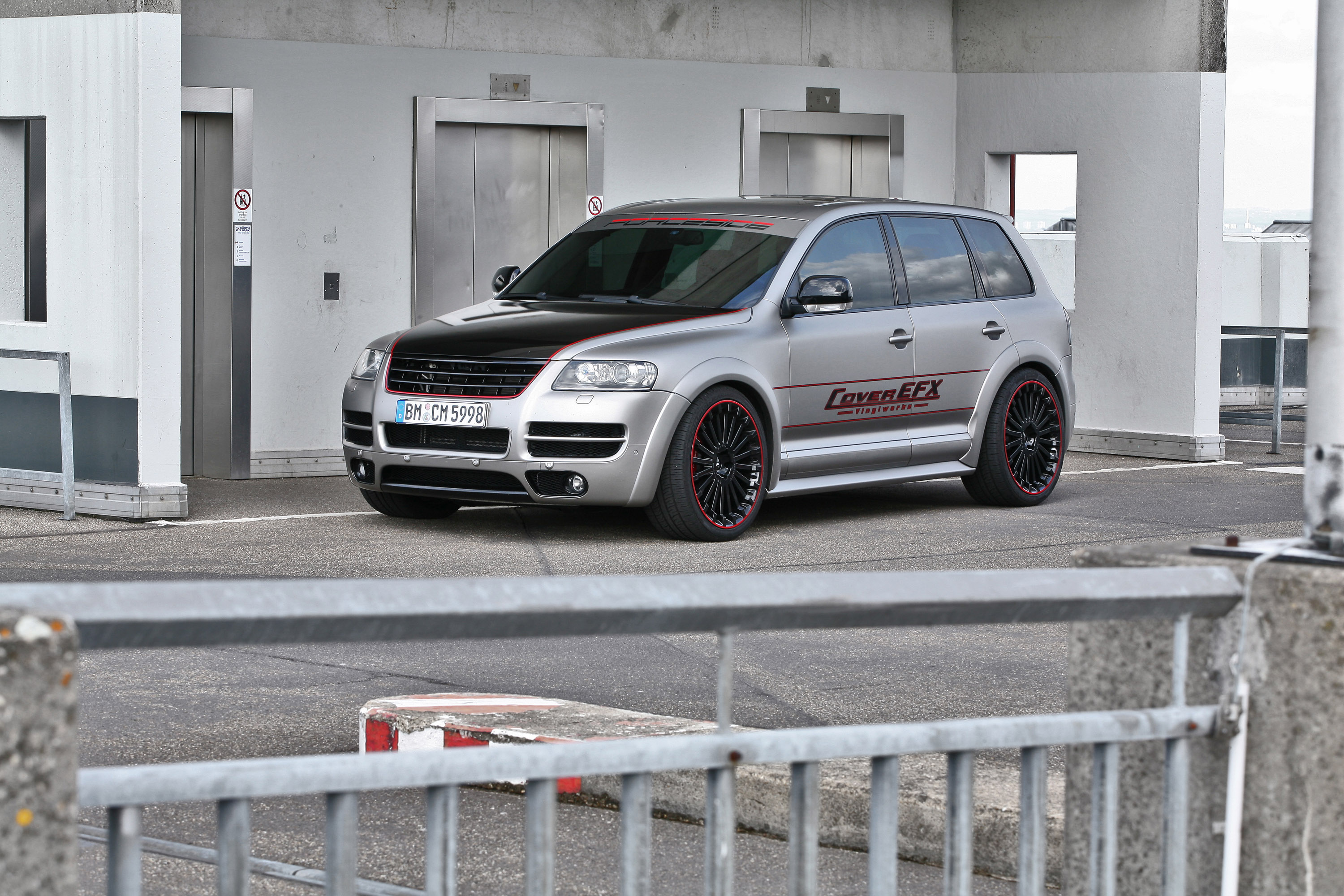 CoverEFX Volkswagen Touareg W12 Sport Edition