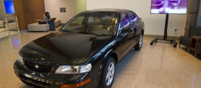 Craigslist  Nissan Maxima (1996) - picture 4 of 7