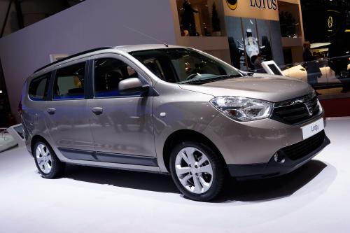 Dacia Lodgy Geneva (2012) - picture 1 of 3