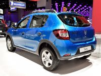 Dacia Sandero Stepway Paris (2014) - picture 2 of 2