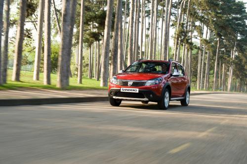 Dacia Sandero Stepway (2009) - picture 1 of 8