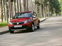 Dacia Sandero Stepway (2009) - picture 2 of 8