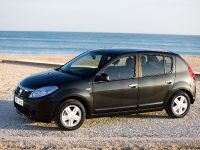 Dacia Sandero (2009) - picture 10 of 18