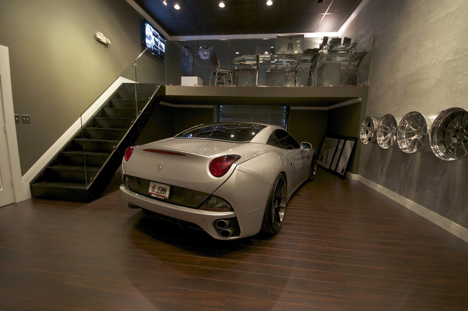 DMC Ferrari California 3S Silver Carbon Fiber