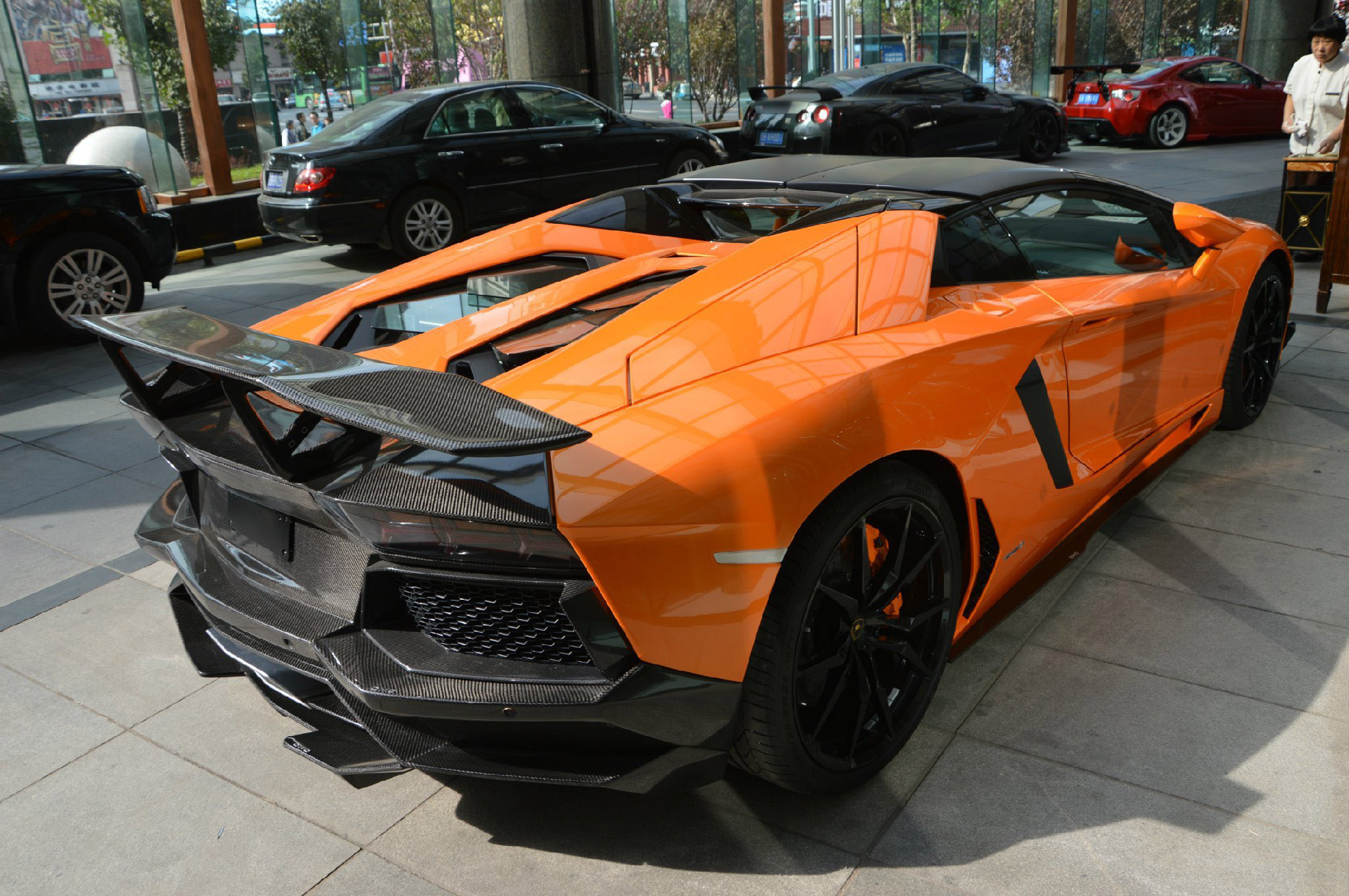 DMC Lamborghini Aventador LP700-4 Roadster SV