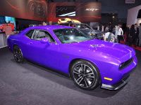 Dodge Challenger SRT8 392 New York (2013) - picture 2 of 2