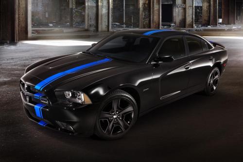Dodge Charger Mopar Edition (2011) - picture 1 of 3