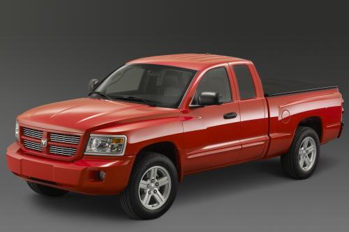 Dodge Dakota (2008) - picture 1 of 6