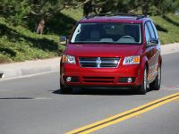 Dodge Journey crossover (2009) - picture 1 of 4