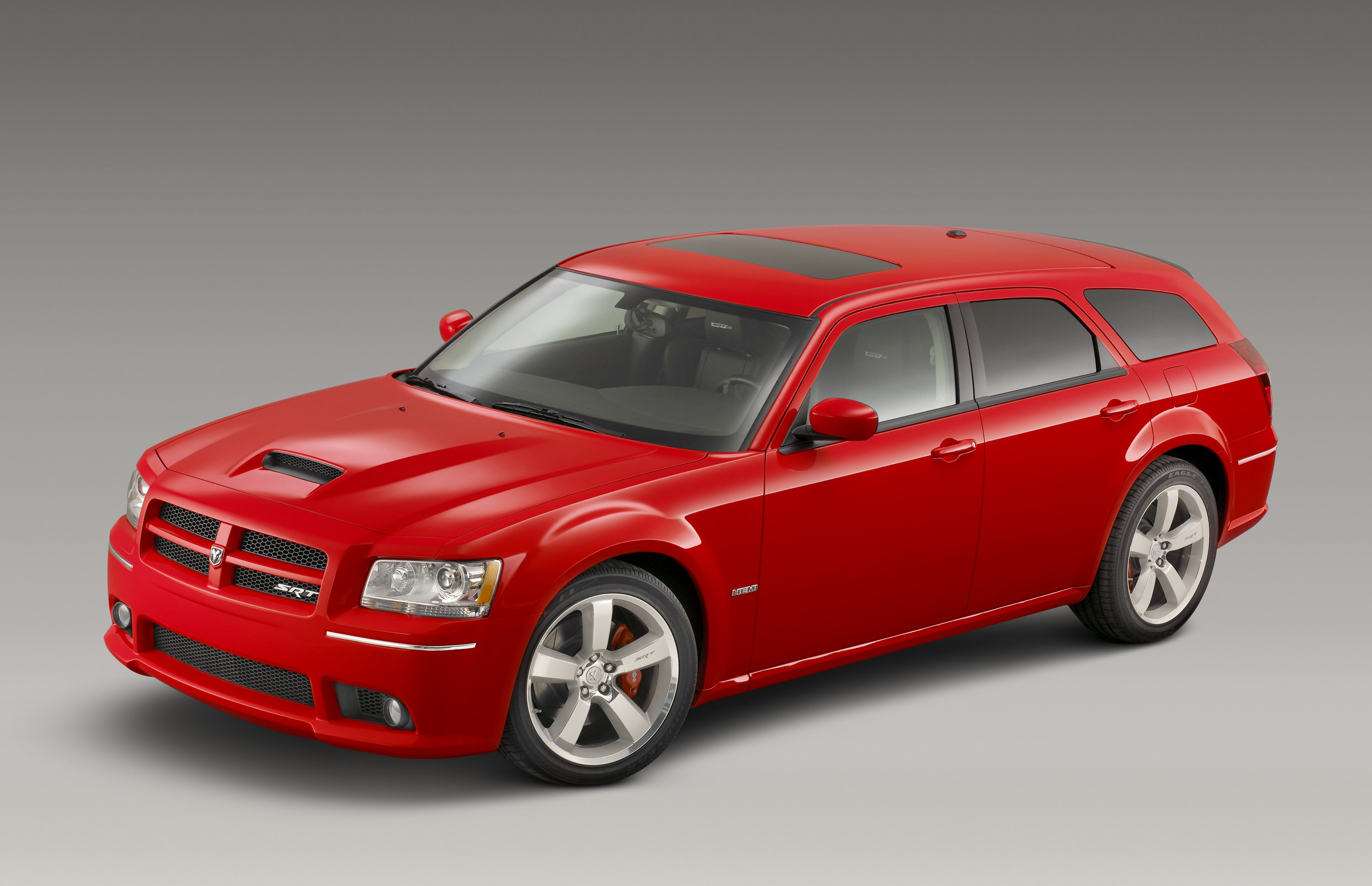 Dodge Magnum and Magnum SRT8