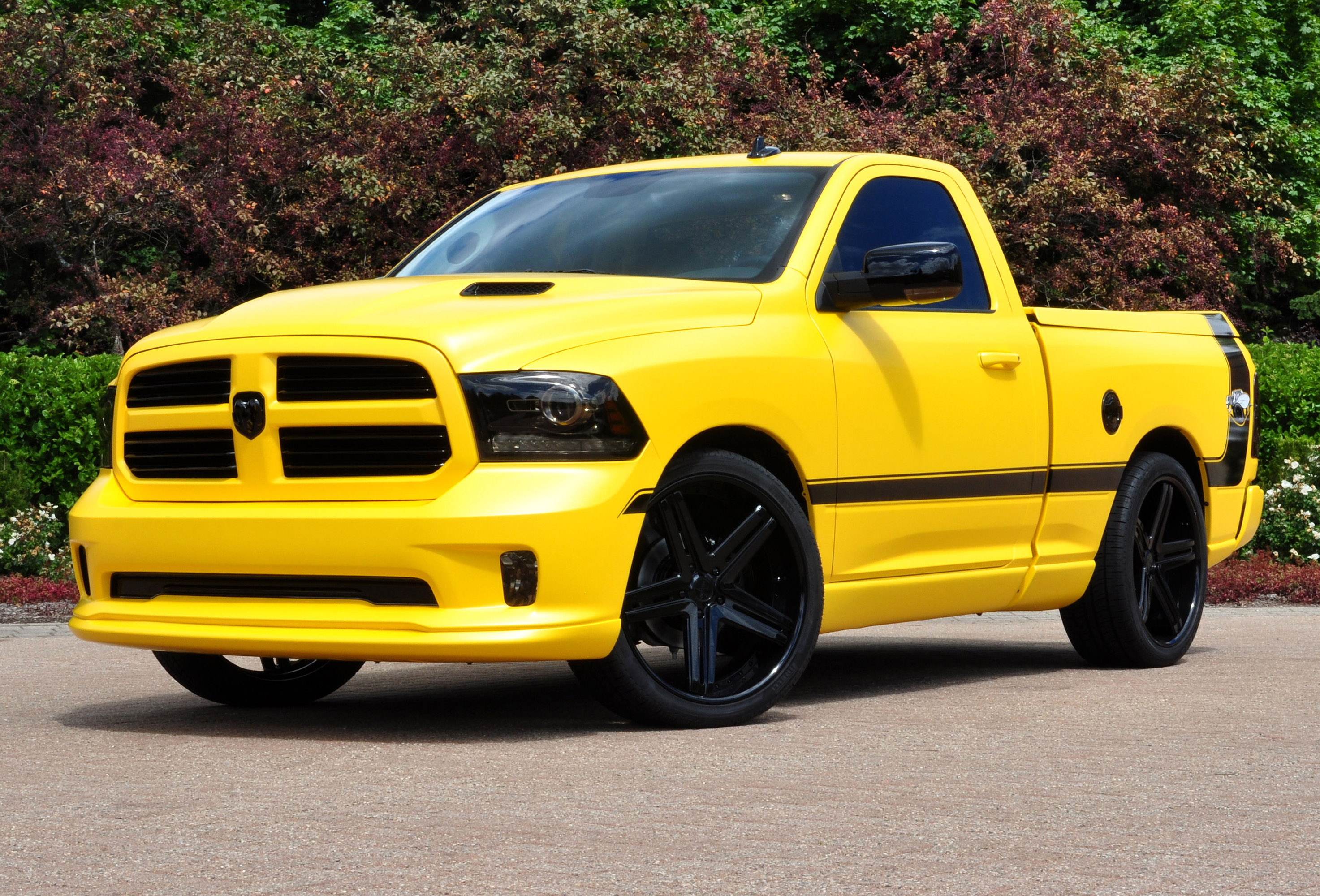 Dodge Ram 1500 Rumble Bee Concept