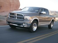 Dodge Ram 1500 Laramie (2009) - picture 2 of 6