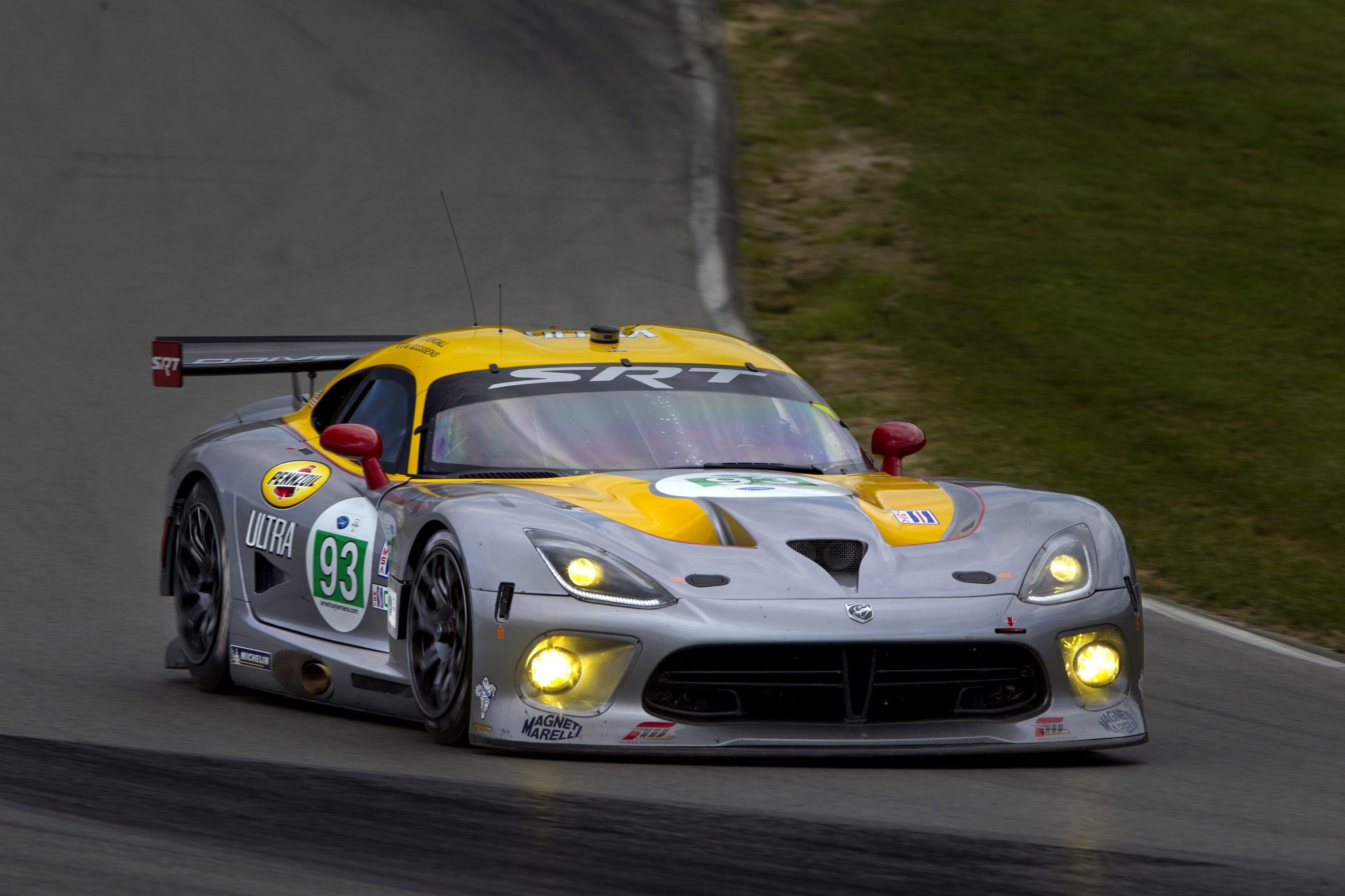 Dodge SRT Viper GTS-R