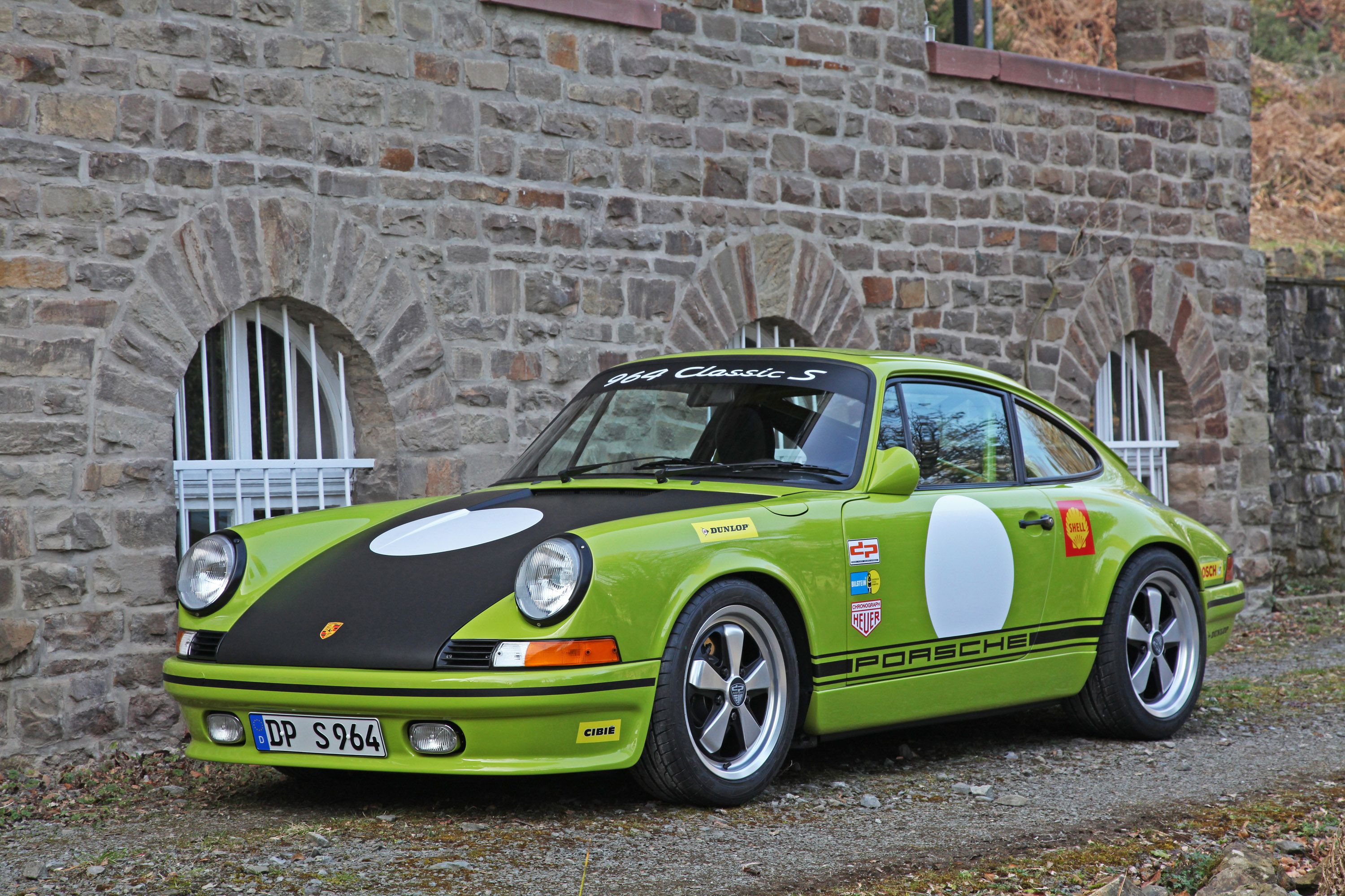 DP Motorsport Porsche 911 964