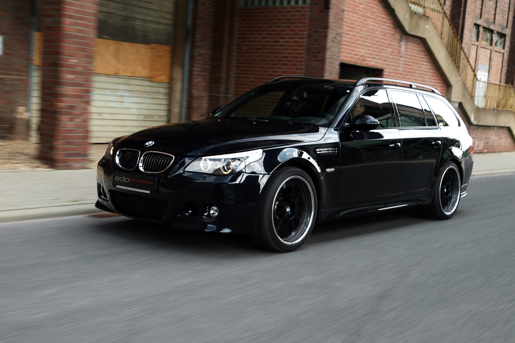 Edo BMW M5 E60 Dark Edition