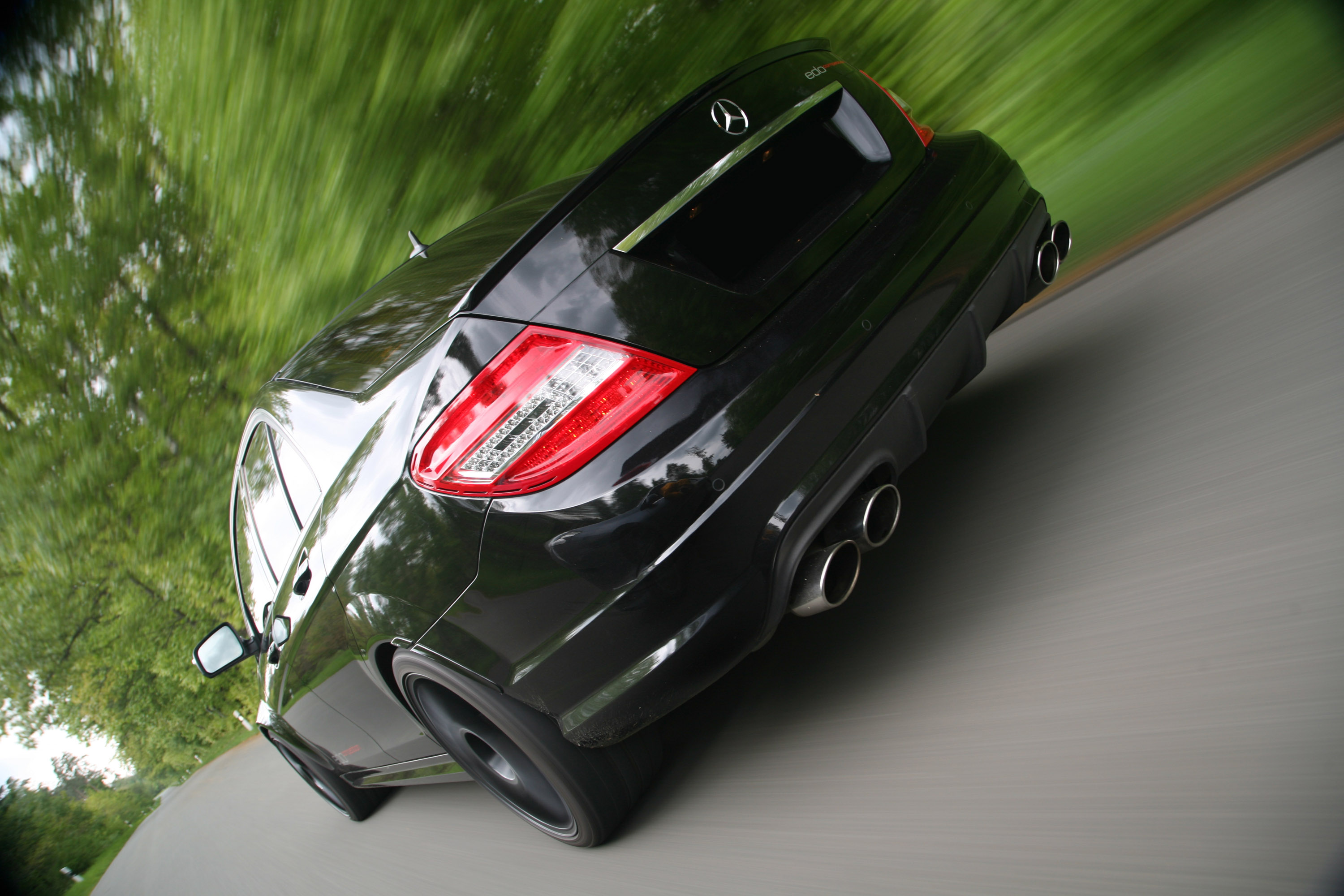 edo competition Mercedes-benz C63 AMG