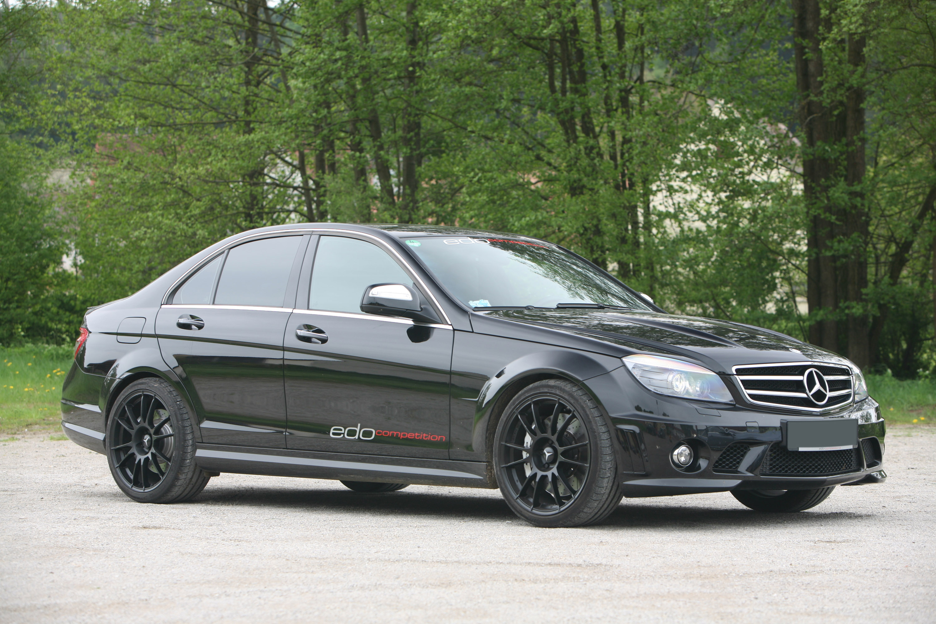 edo competition Mercedes-benz C63 AMG